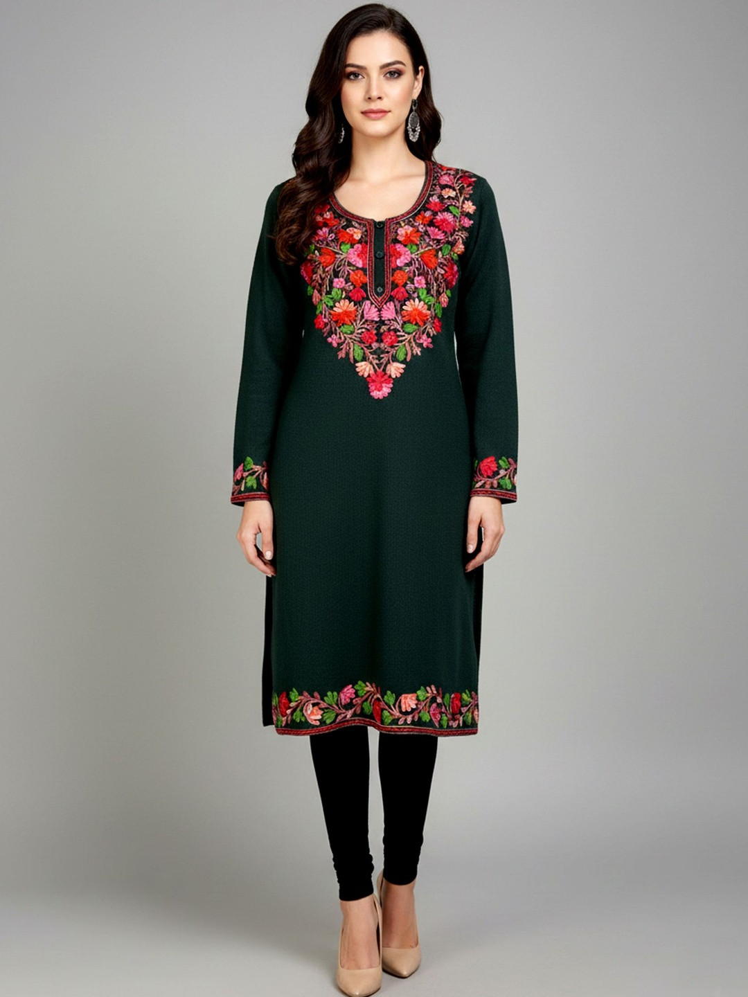 CLAPTON Women Floral Embroidered Woollen Kurta