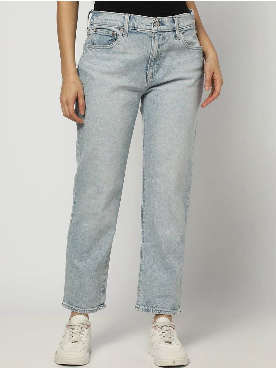 GAP Women Mid Waist Girlfriend Jeans