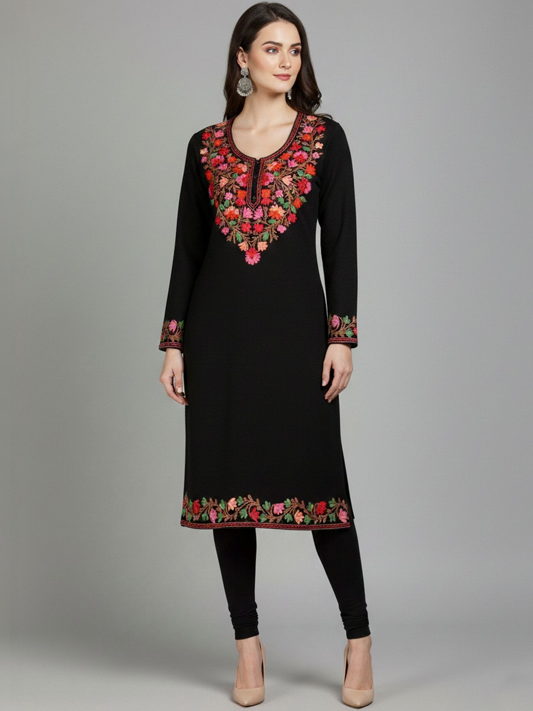CLAPTON Women Floral Embroidered Woollen Kurta