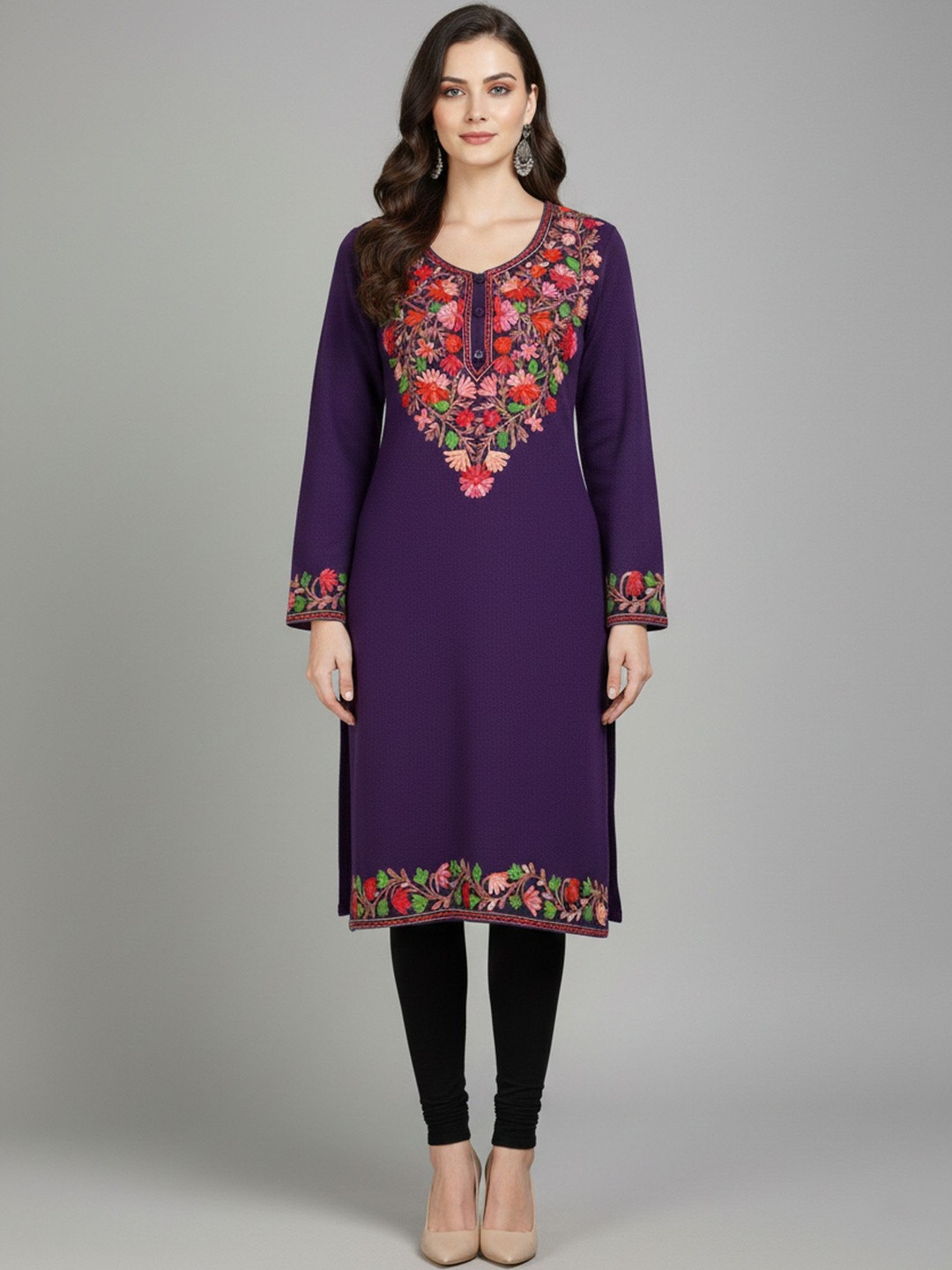 CLAPTON Women Floral Embroidered Woollen Kurta
