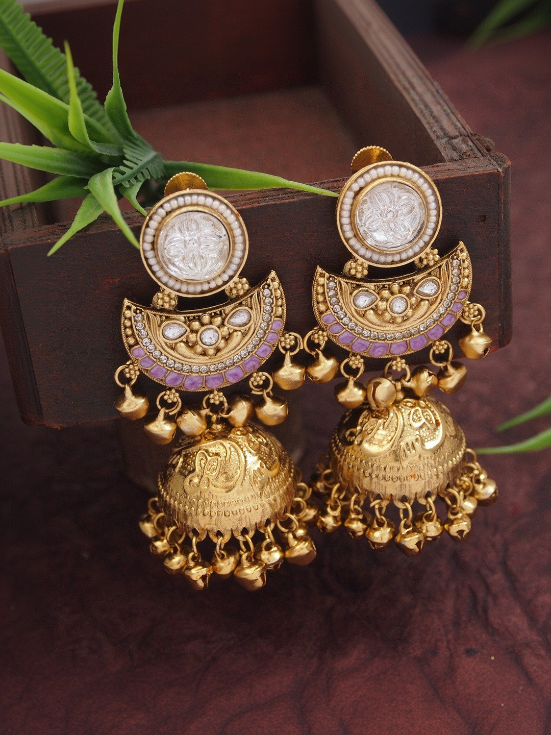 SGA FASHION Gold-Plated Kundan Studded & Ghungroo Beaded Kashmiri Jhumkas