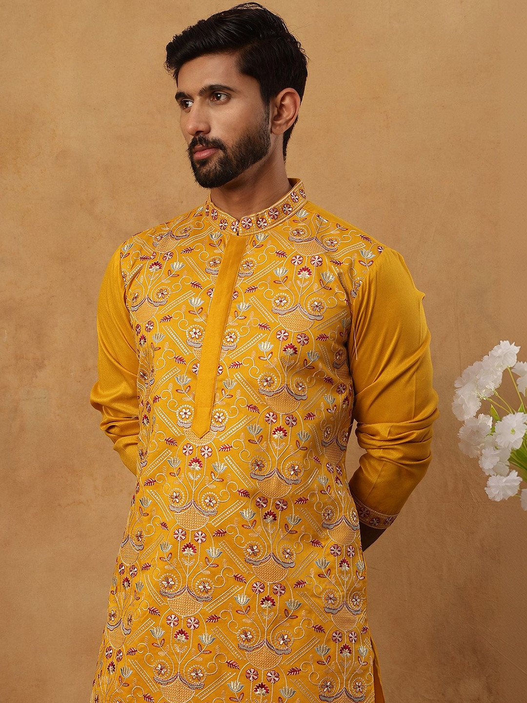 House of Pataudi Embroidered Mandarin Collar Straight Kurta & Pyjamas