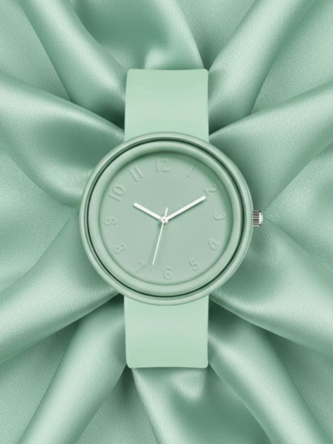 LUXURIT Unisex Dial & Straps Analogue Watch LXKW-901-GREEN