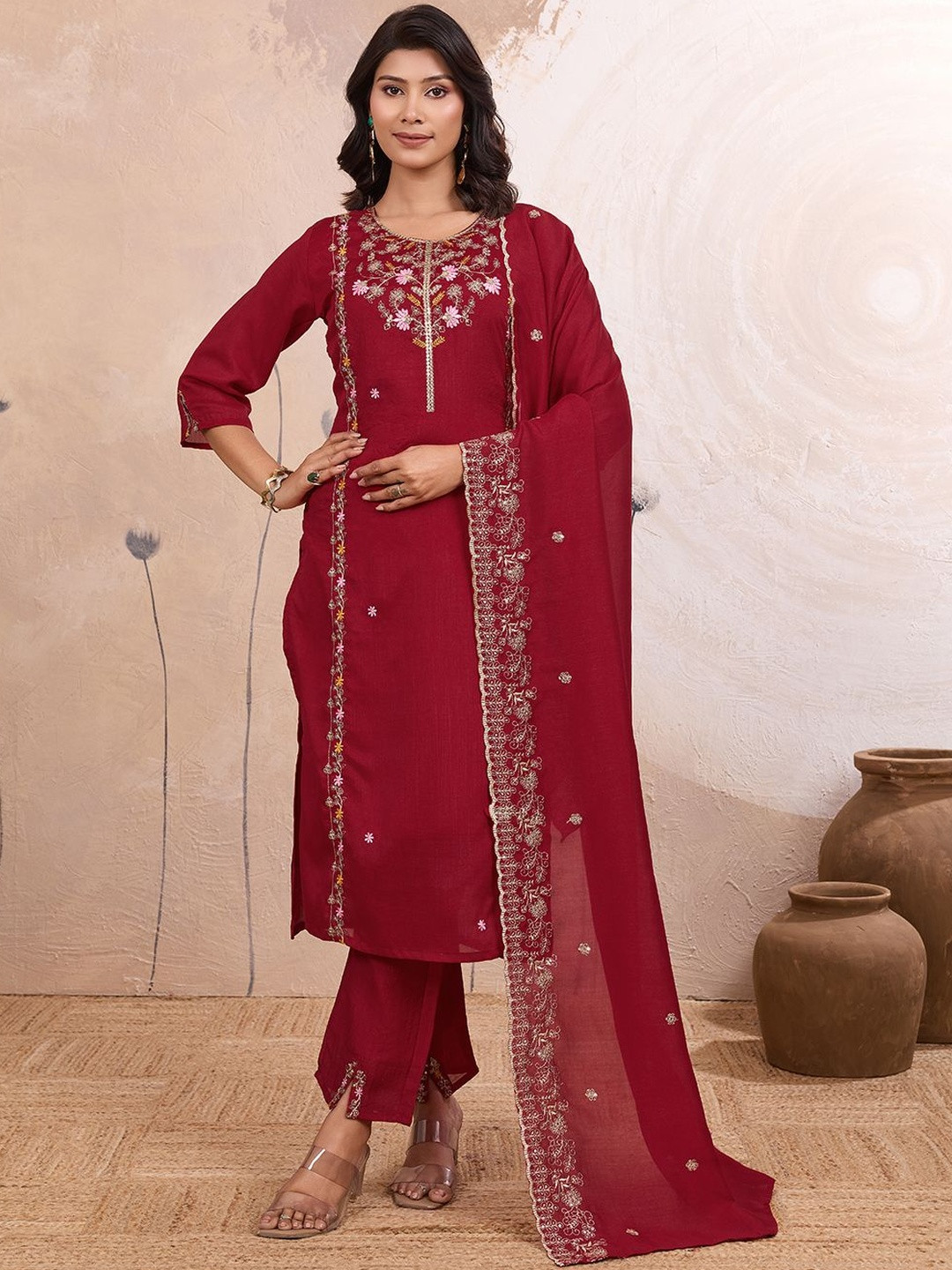 ZOEMIRA Women Floral Embroidered Regular Thread Work Kurta with Trousers & With Dupatta