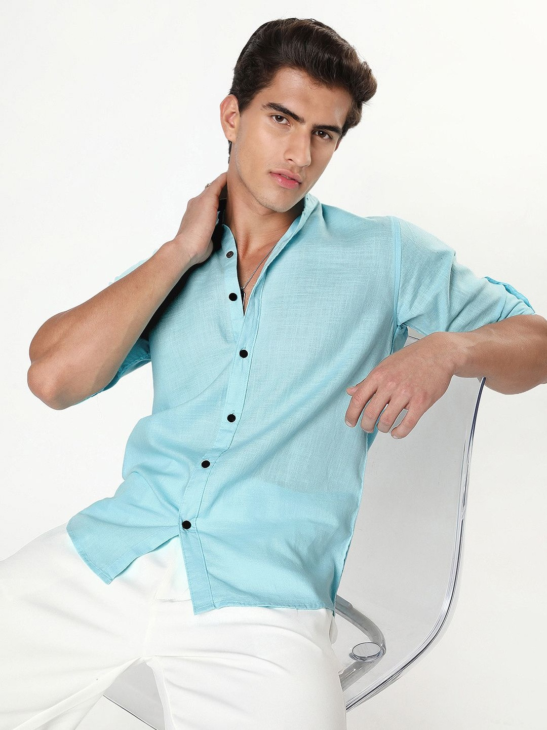 Urbano Fashion Men Sky Blue Linen Blend Relaxed Fit Mandarin Collar Casual Solid Shirt