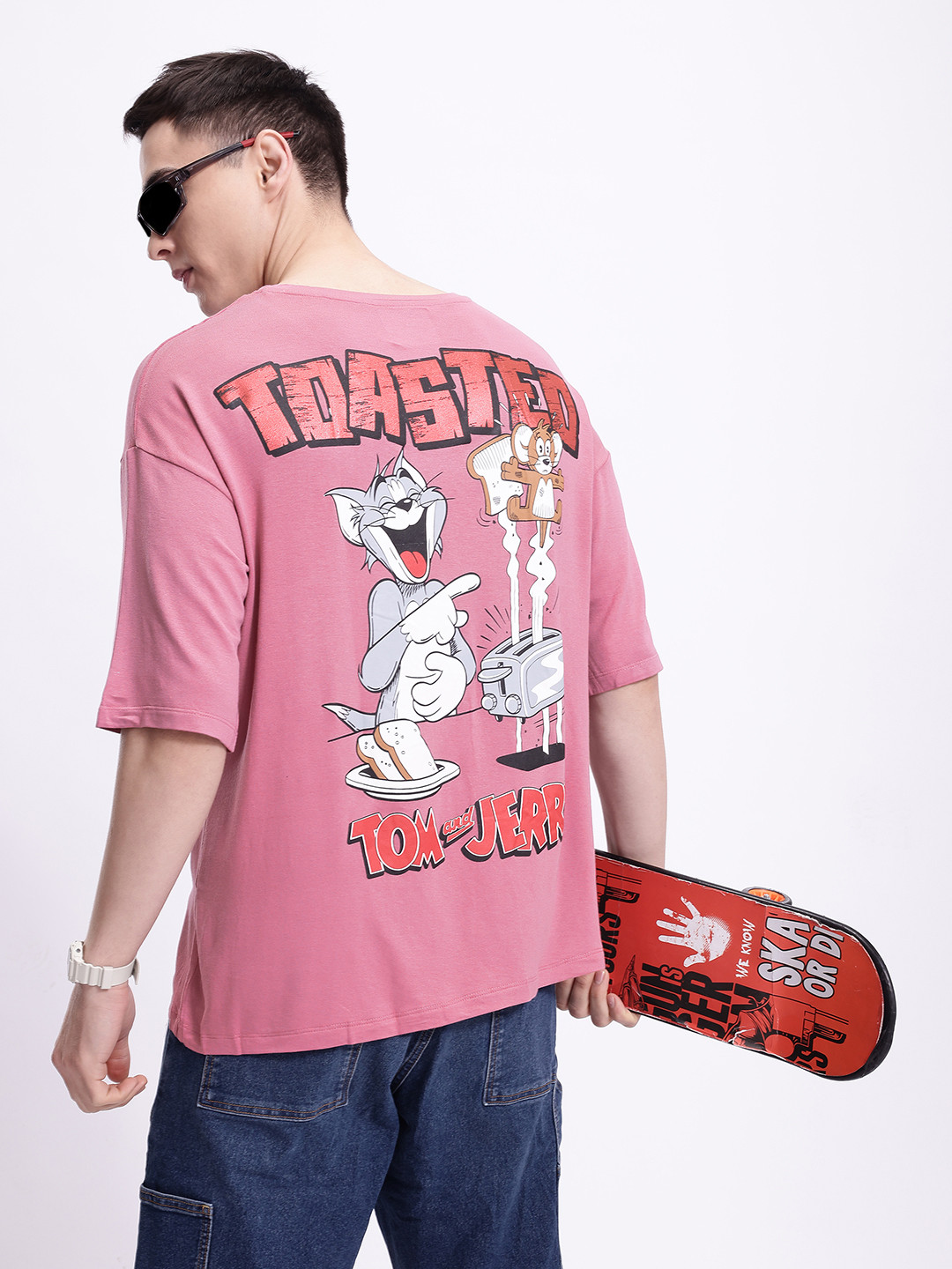Kook N Keech Tom & Jerry Humor & Comic Printed Drop-Shoulder Sleeves Oversized T-shirt