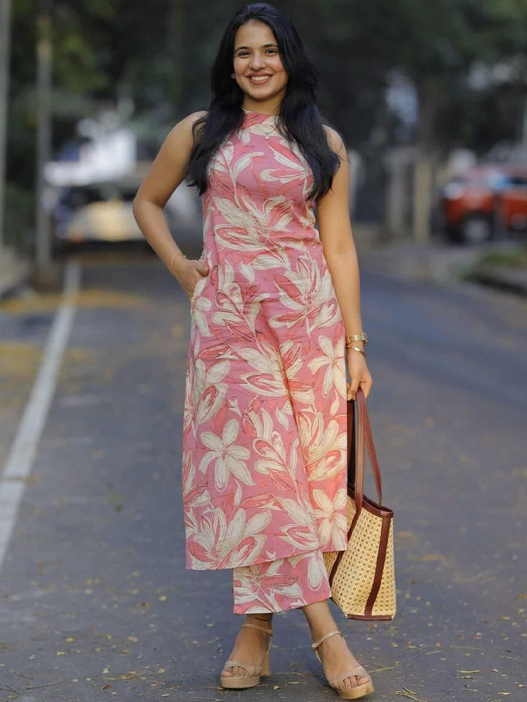 LAHER FASHION Women Printed Regular Kurti with Palazzos &