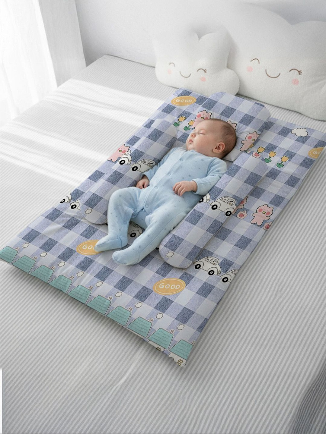 StarAndDaisy Infants Grey & White Printed Pure Cotton Baby Bed Sets