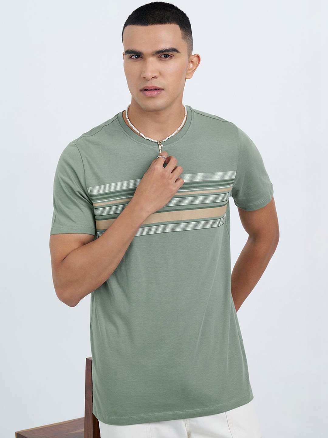 7 Alt by Pantaloons Men Striped Slim Fit T-shirt