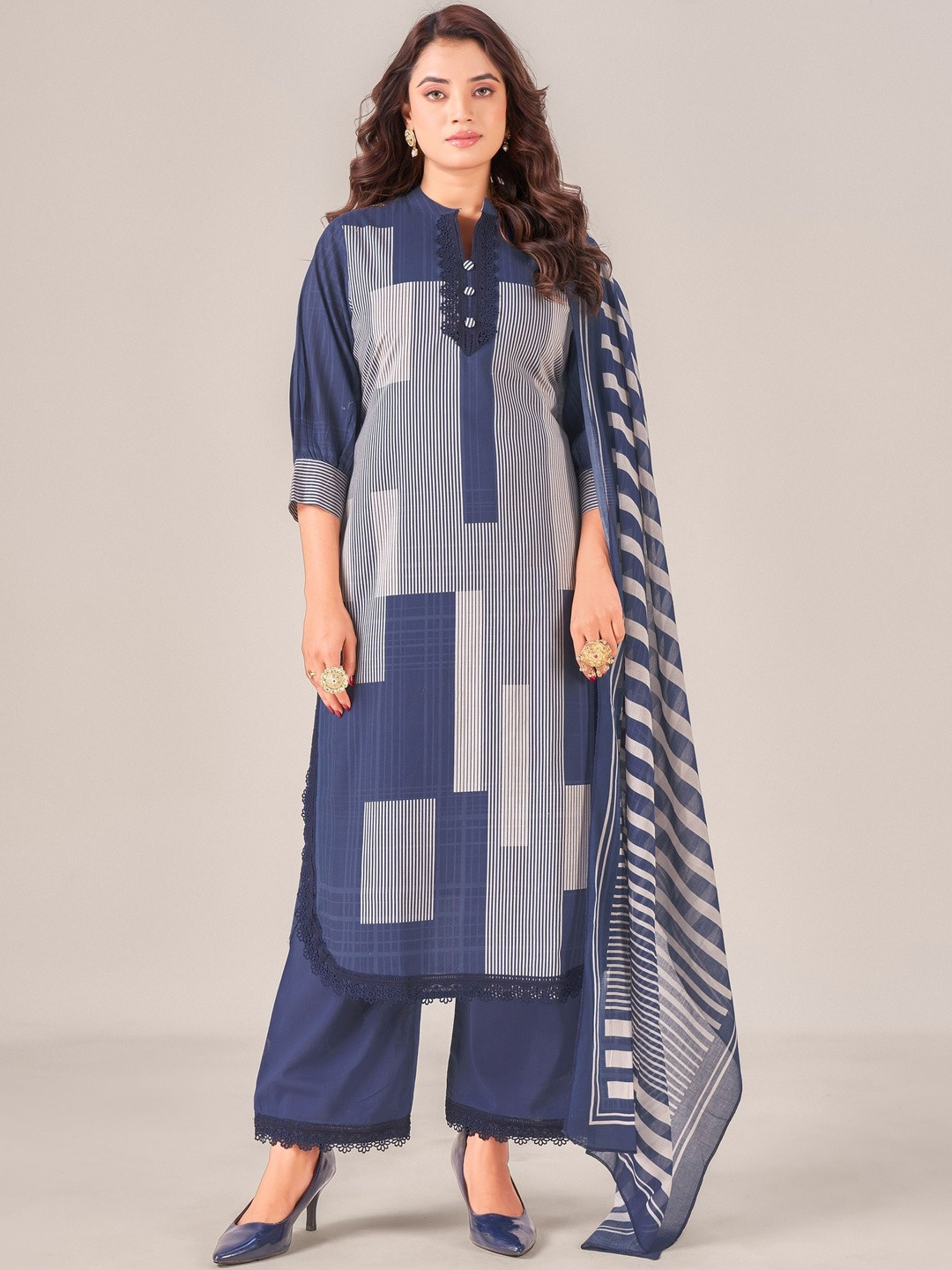 IOLY Women Printed Regular Pure Cotton Kurta with Palazzos & With Dupatta