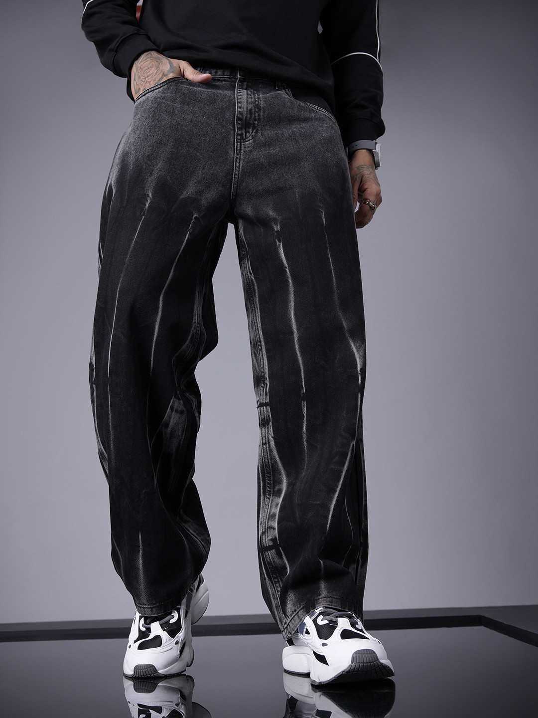 SOKO STREET Men Pure Cotton Relaxed Fit Heavy Fade Jeans - Image 1
