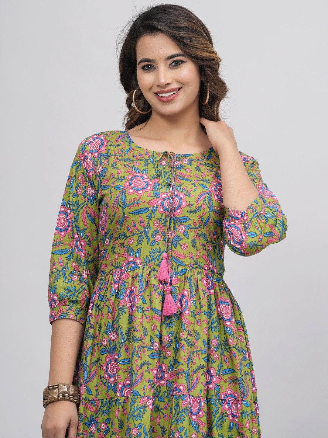 NewlookAs Floral Printed Tiered Anarkali Kurti