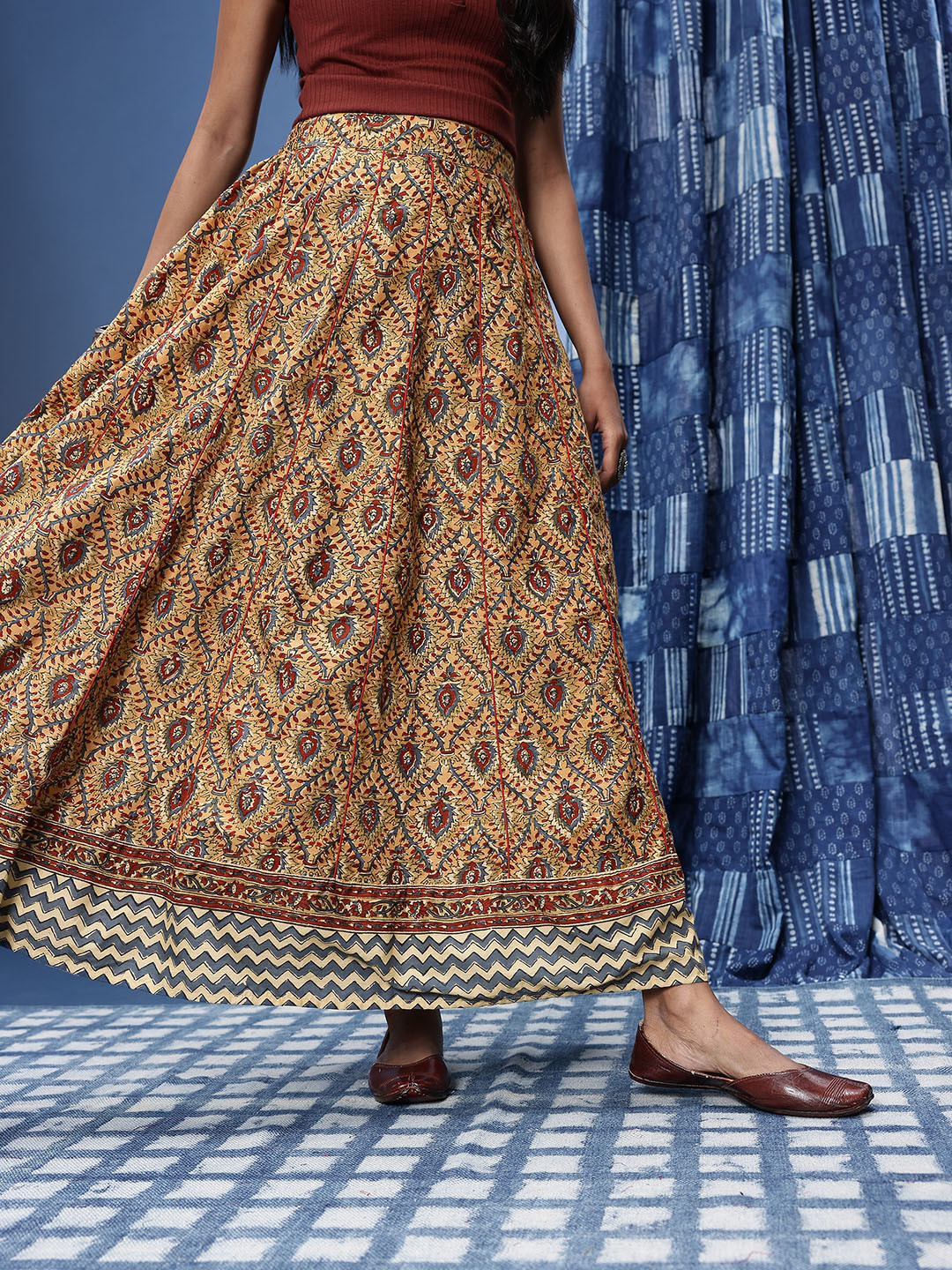 Taavi Multicoloured Kalamkari Printed Pure Cotton Maxi Flared Skirt