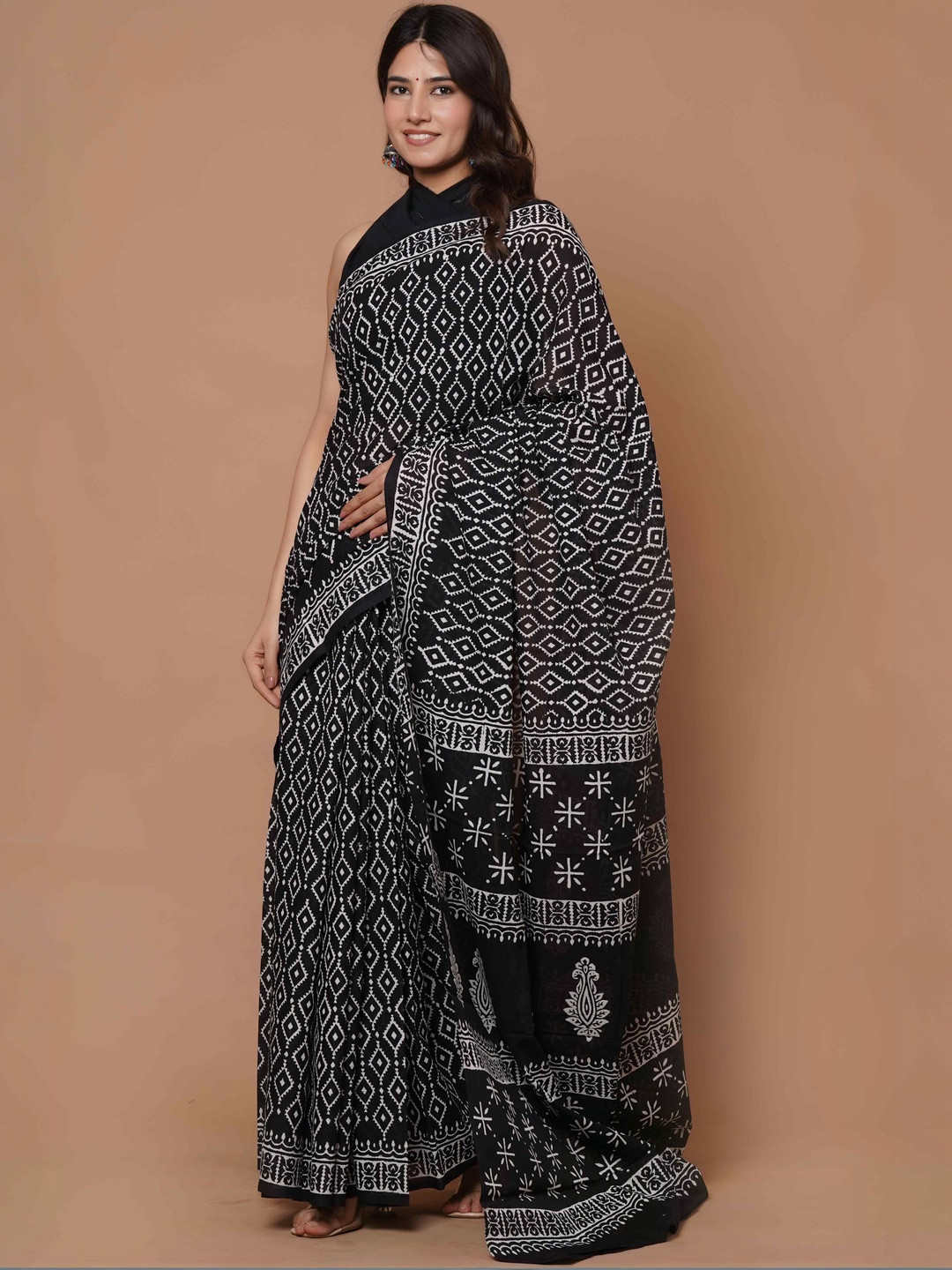 Shivya Ethnic Motifs Pure Cotton Bagru Saree