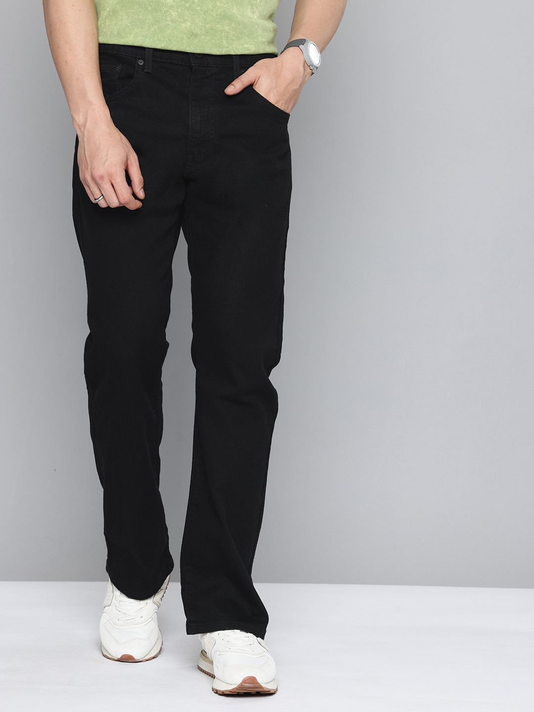 Levis Men 517 Bootcut Stretchable Jeans