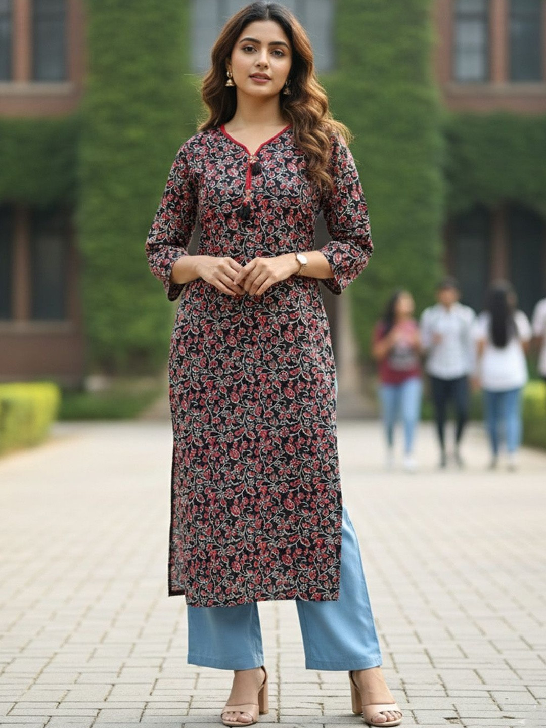 Varanga Women Floral Printed Kurta