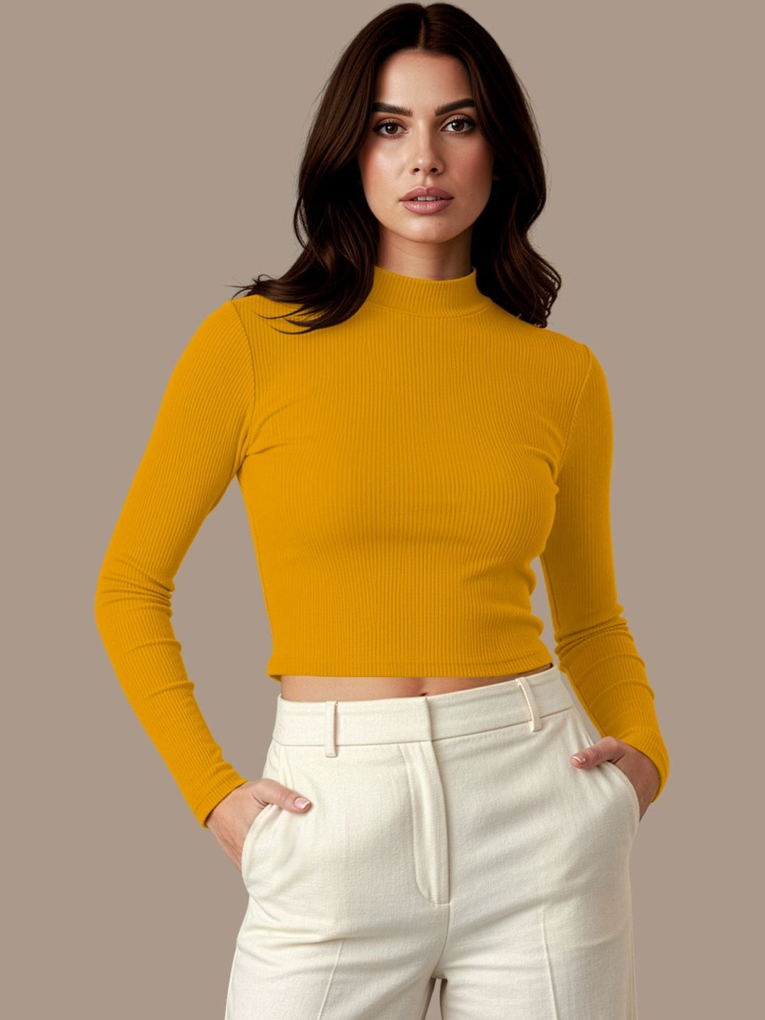 Navyankaa Crop Top
