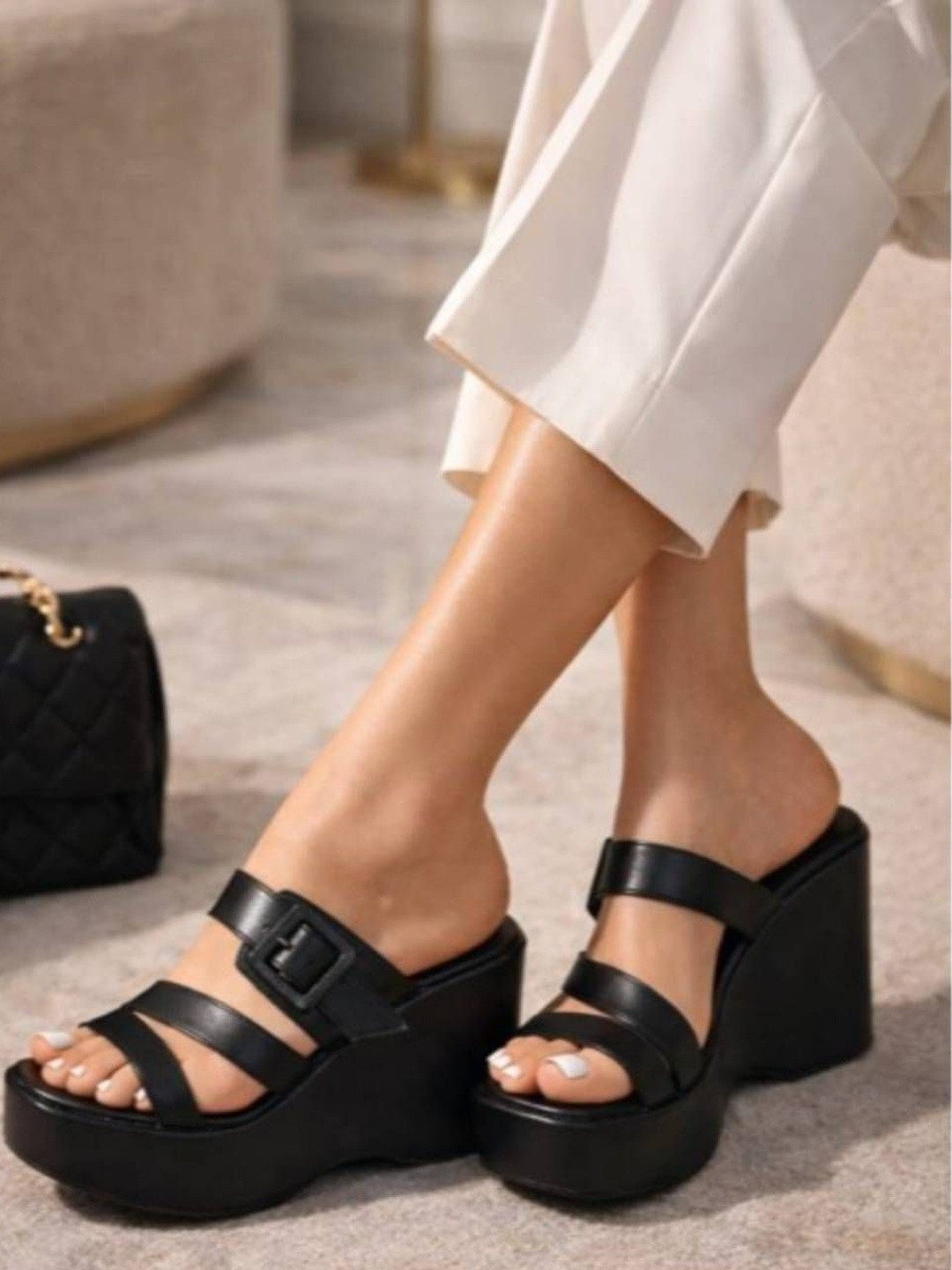 GG360 Wedge Sandals with Buckles