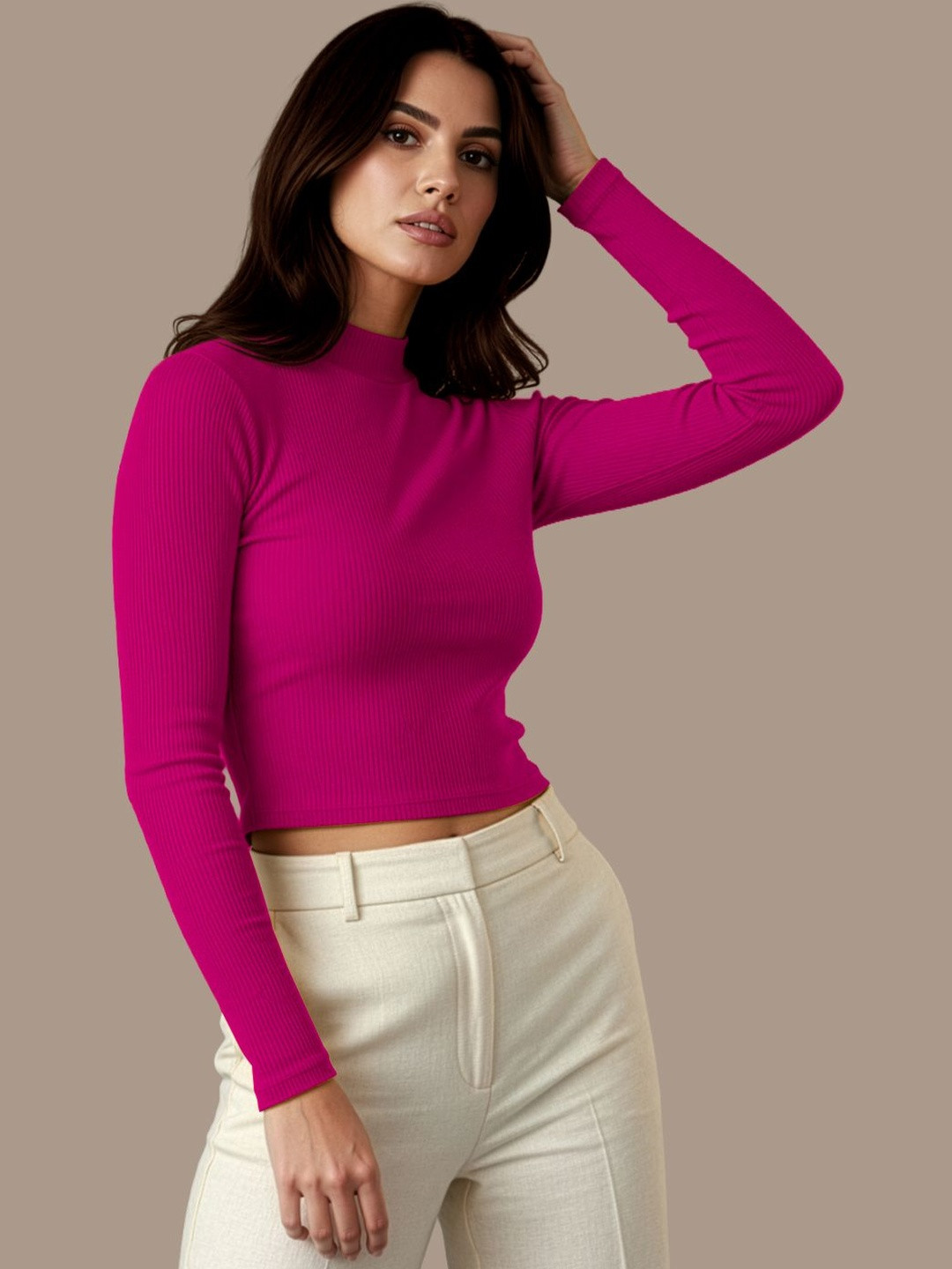 Navyankaa Crop Top