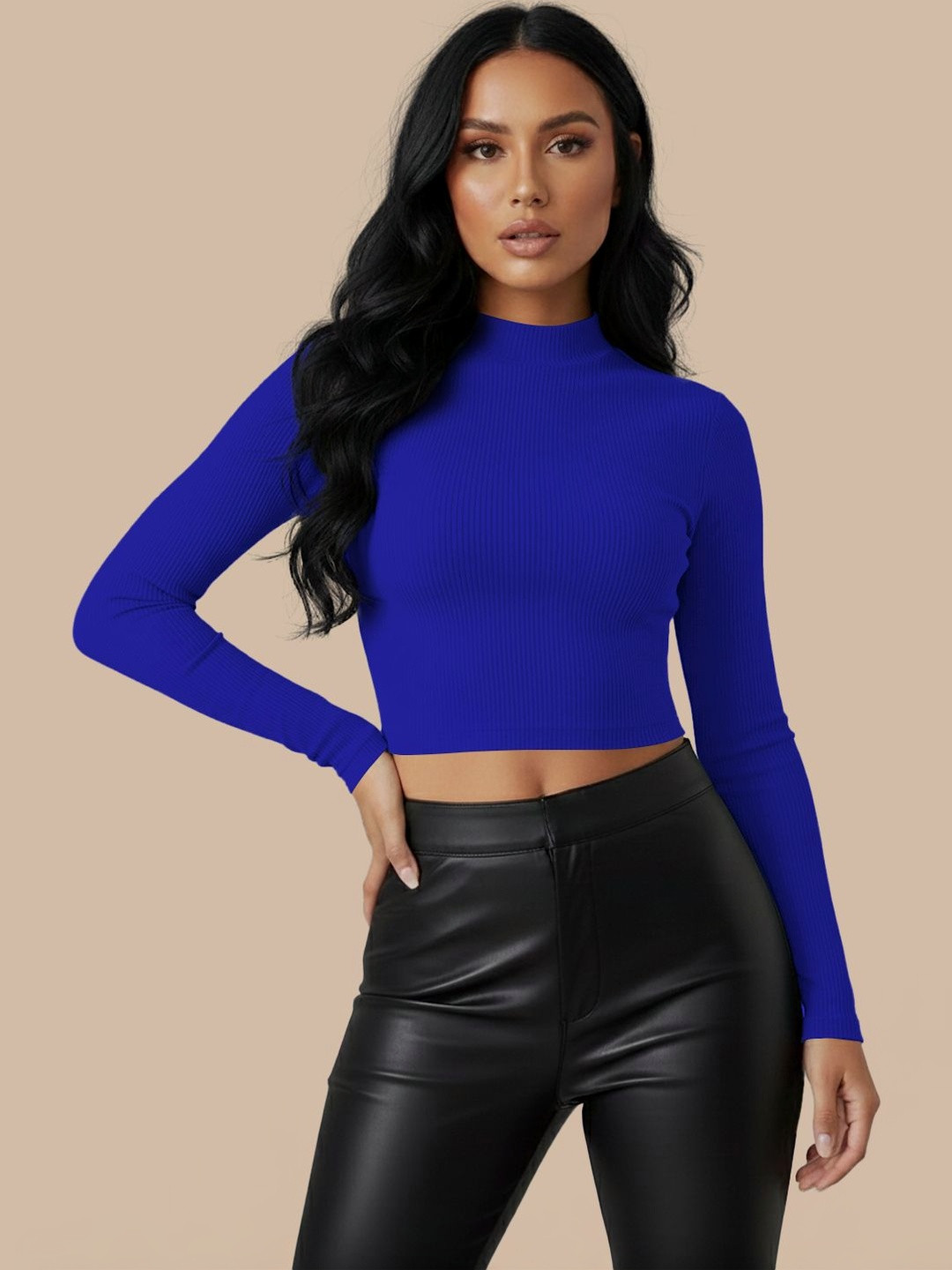 Navyankaa Crop Top