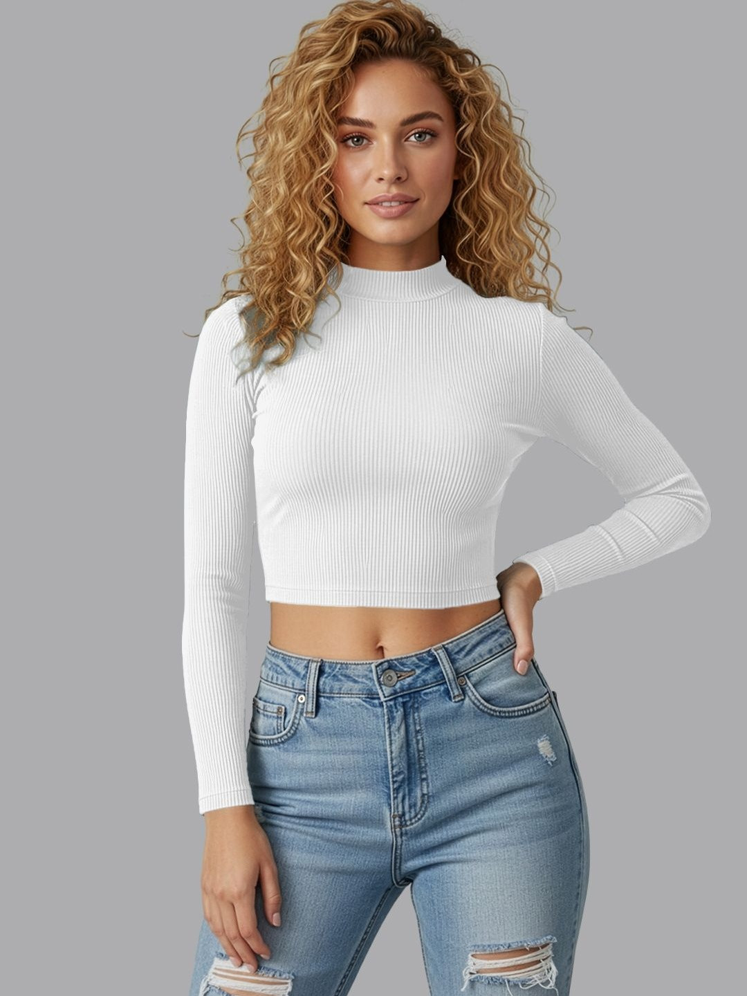 Navyankaa Crop Top