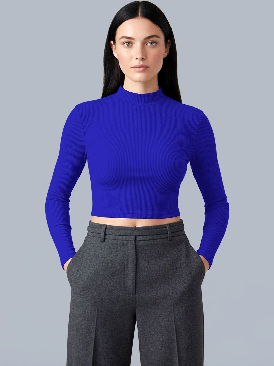 Navyankaa Crop Top