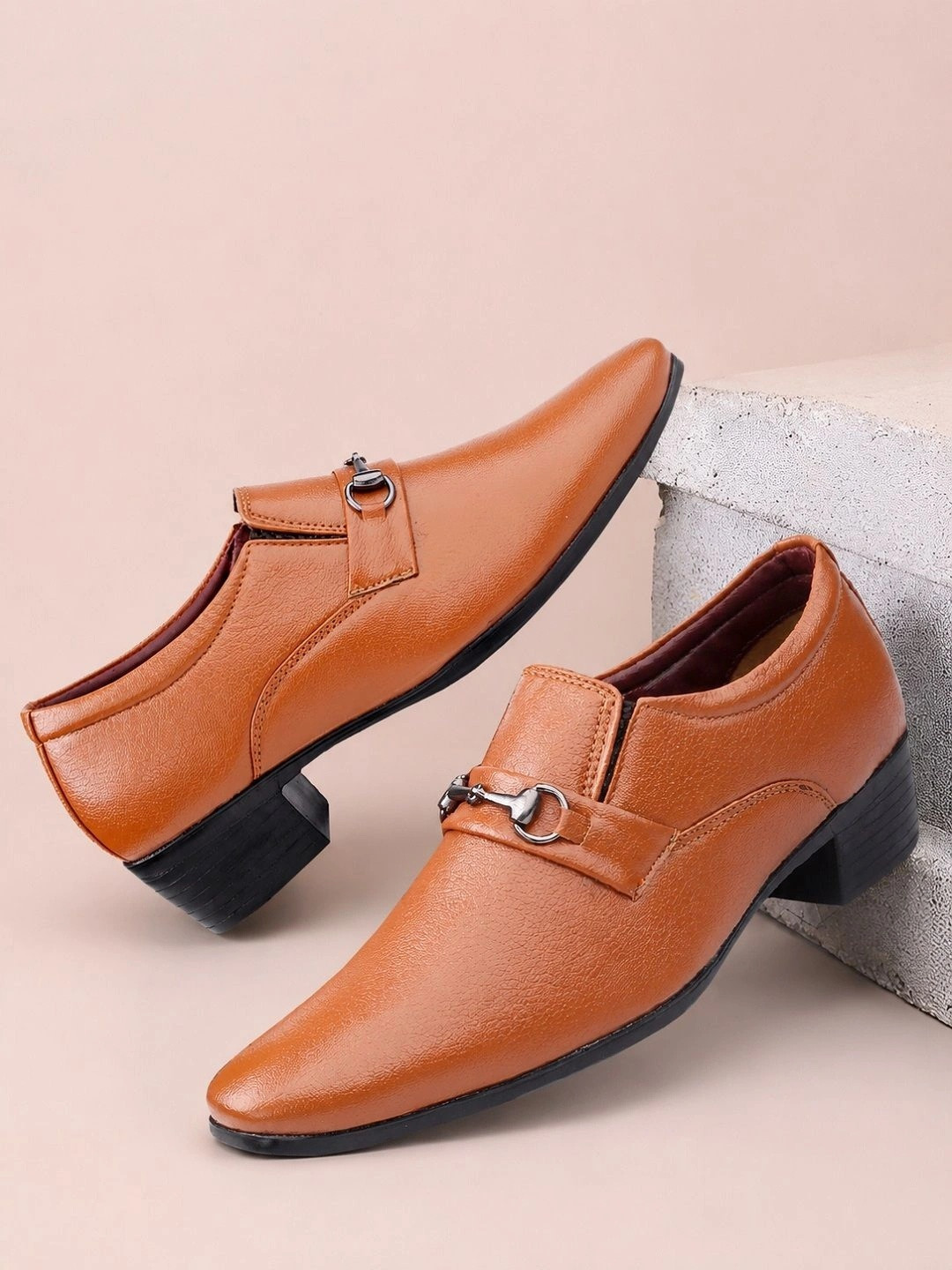 Bxxy Men Textured Pointed Toe Elevator Slip-On Formal Shoes