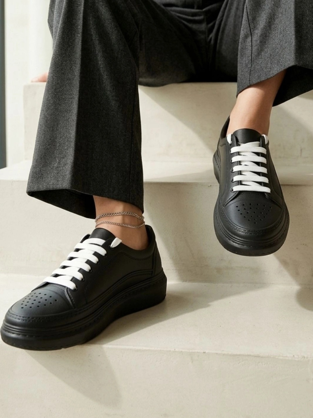 Killer Women Perforations EVA Sneakers