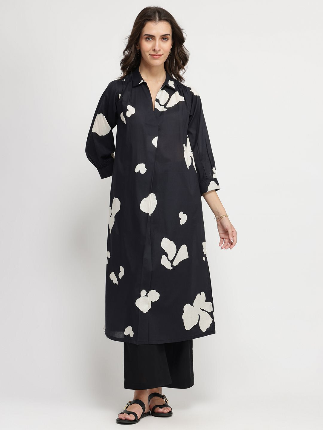 Pink Fort Women Black Printed Shirt Collar Pure Cotton Kurta Set
