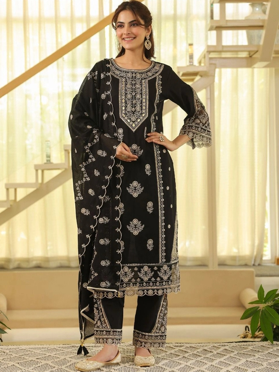 AMRAANA Women Ethnic Motifs Embroidered Regular Thread Work Pure Cotton Kurta with Trousers & With Dupatta