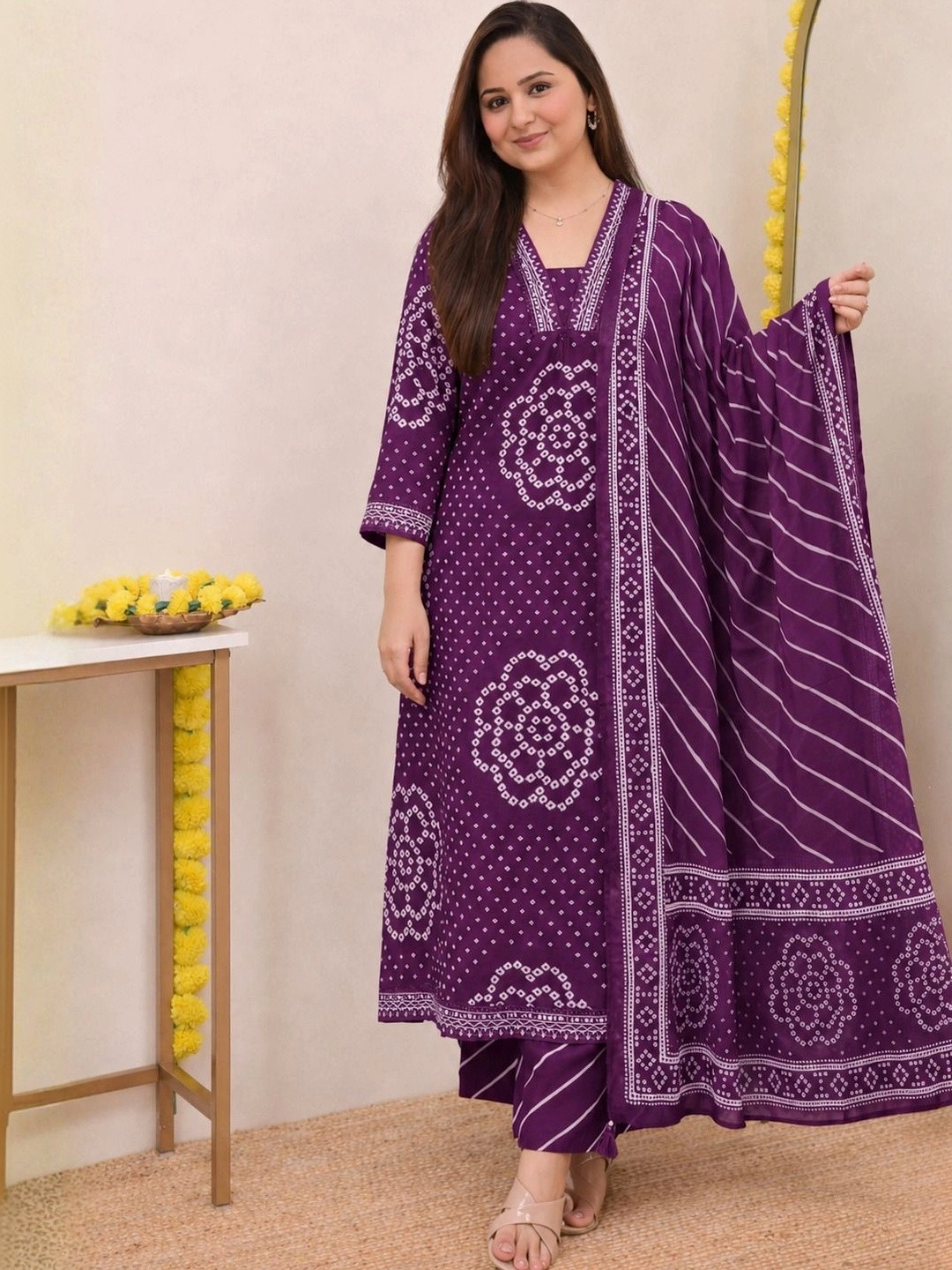 Jouglowriyaa Women Bandhani Dyed Regular Kurta with Palazzos & With Dupatta
