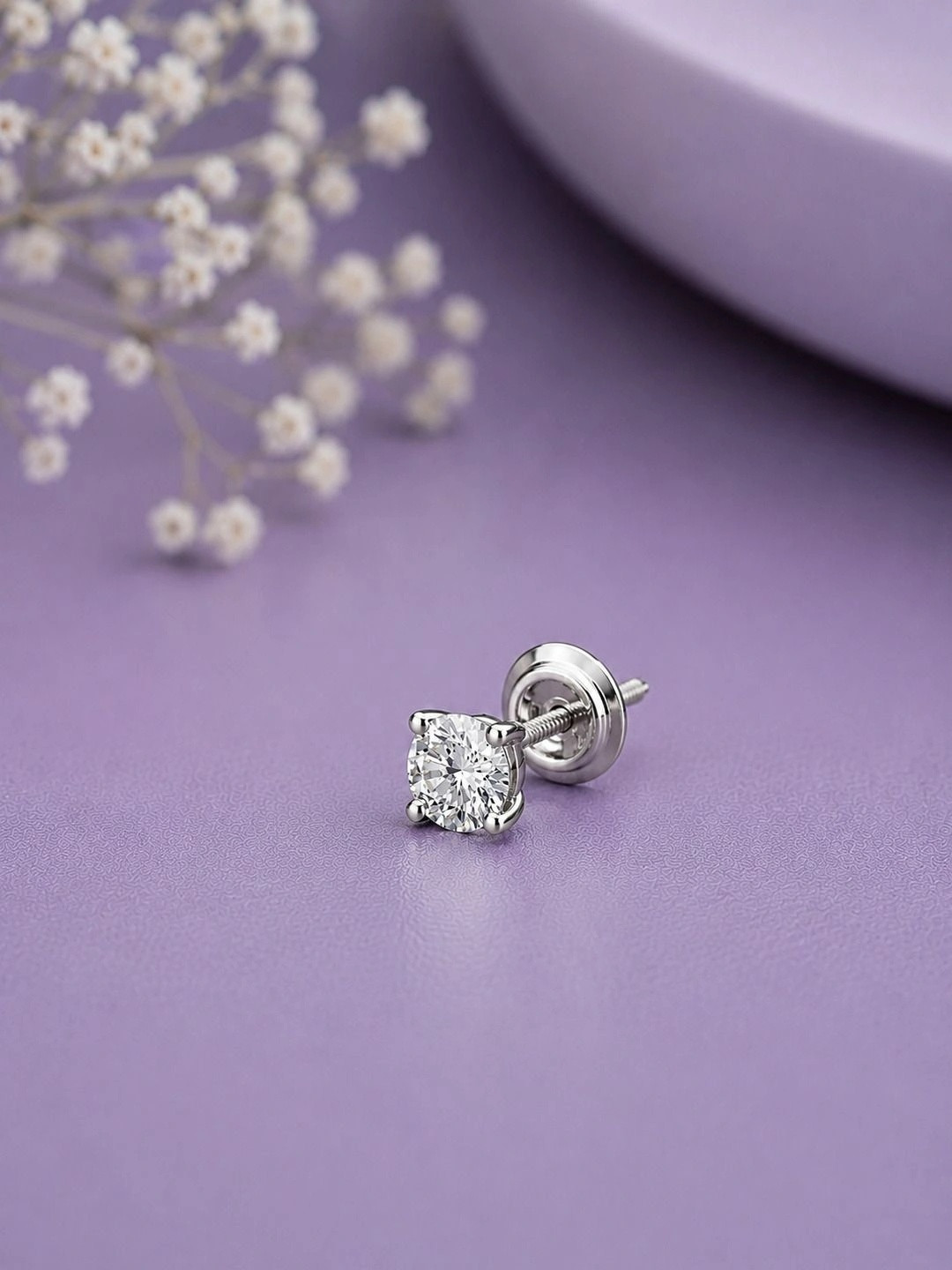 Caratiro 925 Sterling Silver Round Shape White Moissanite Studs Earrings