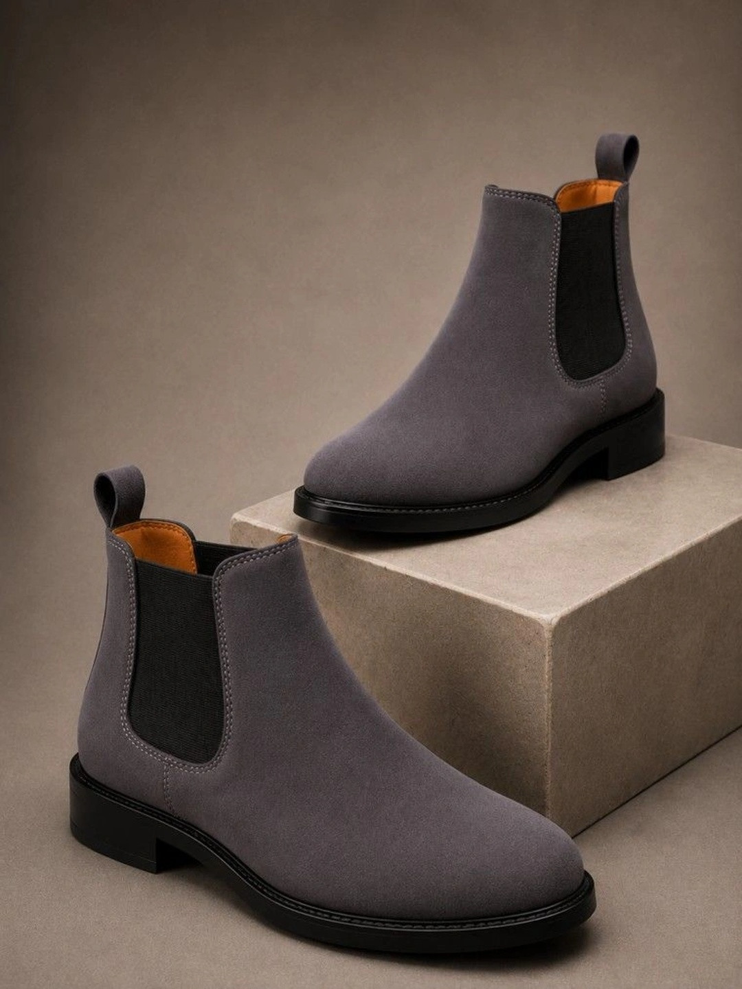 Knight Ace Men Round Toe Chelsea Boots