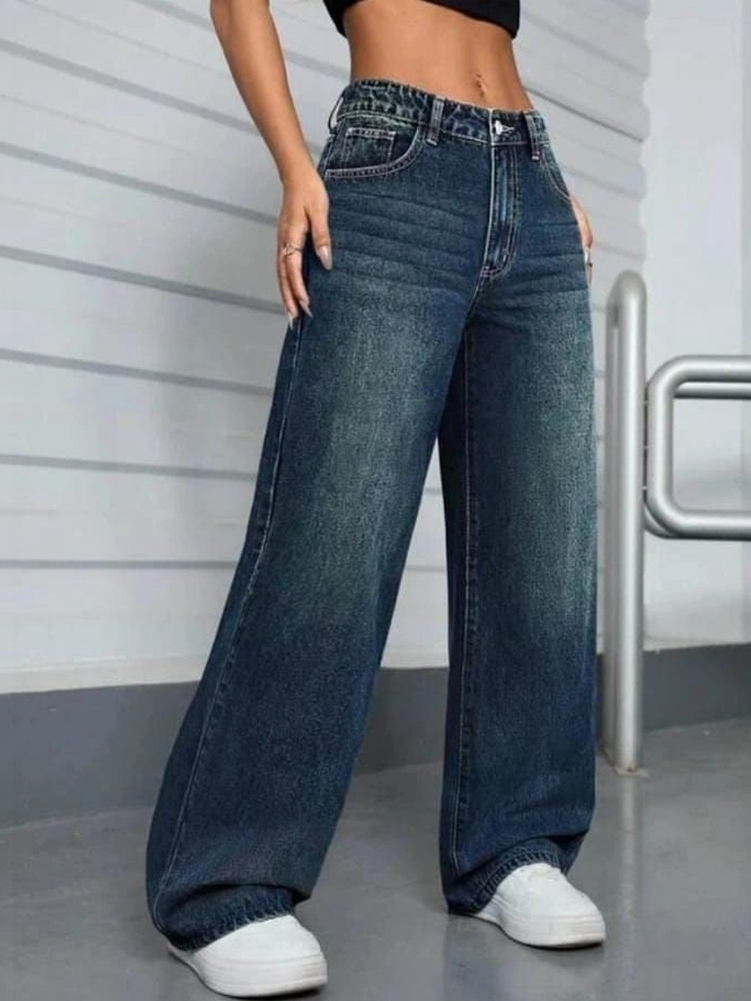 Mast & Harbour Women High-Rise Light Fade Jeans