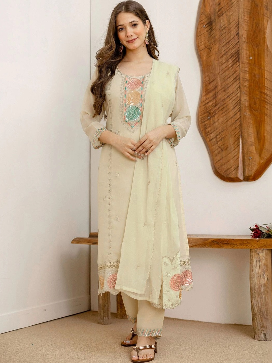 SANISA Women Ethnic Motifs Embroidered Regular Sequinned Kurta with Trousers & With Dupatta
