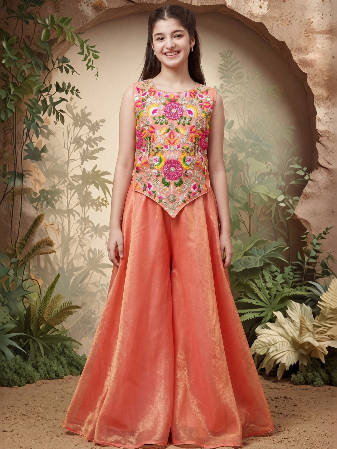 SPANGEL FASHION Girls Floral Embroidered Regular Thread Work Kurti with Palazzos