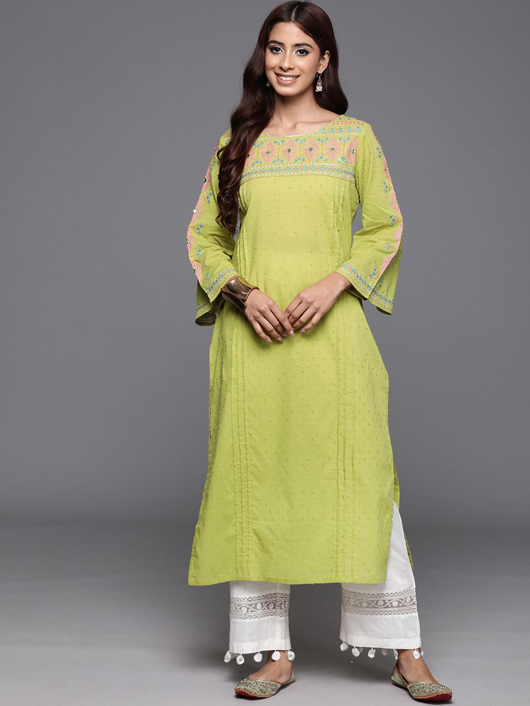 Varanga Women Embroidered Flared Sleeves Thread Work Boat Neck Kurta