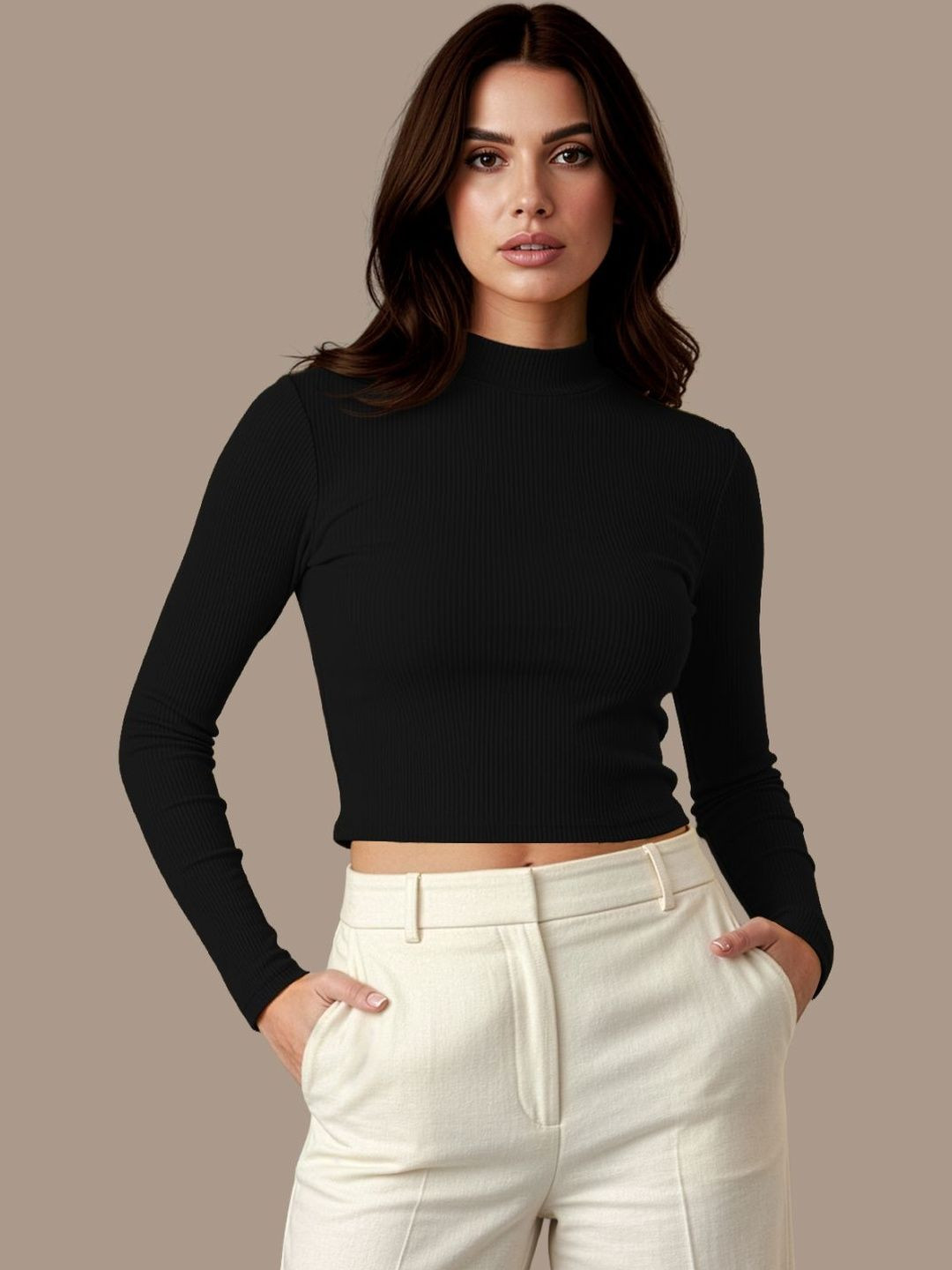 Navyankaa Crop Top