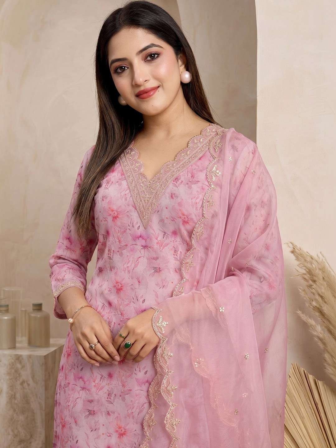 SOURAGYA Women Floral Printed Regular Sequinned Kurta with Trousers & With Dupatta