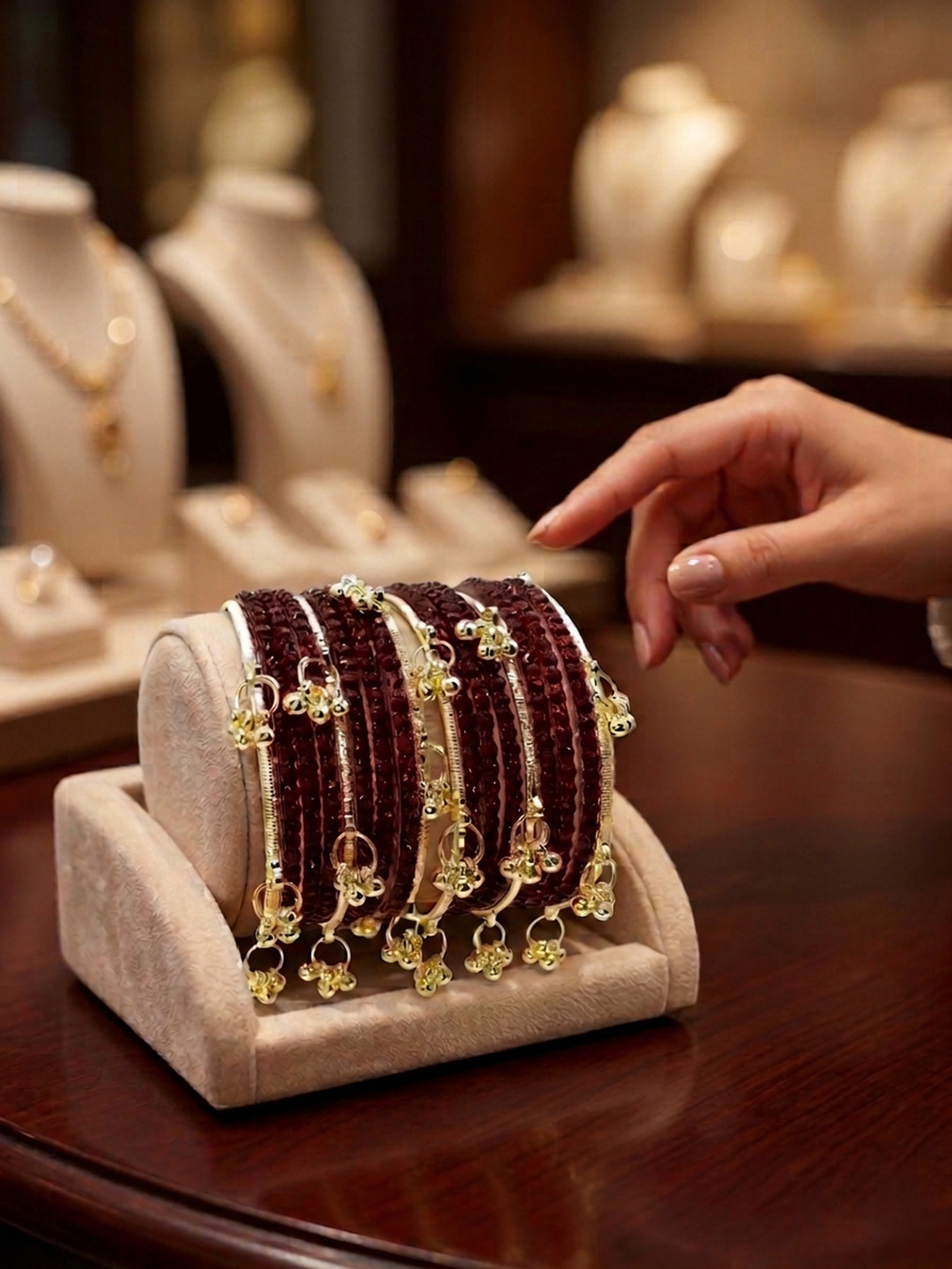 BeautyTrends Gold-Plated Stone Studded & Beaded Bangle