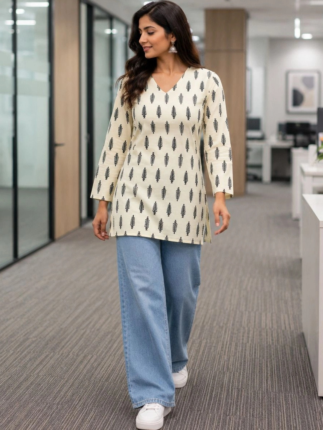 SAMRAGNI Women Ethnic Motifs Printed Indie Prints Kurta