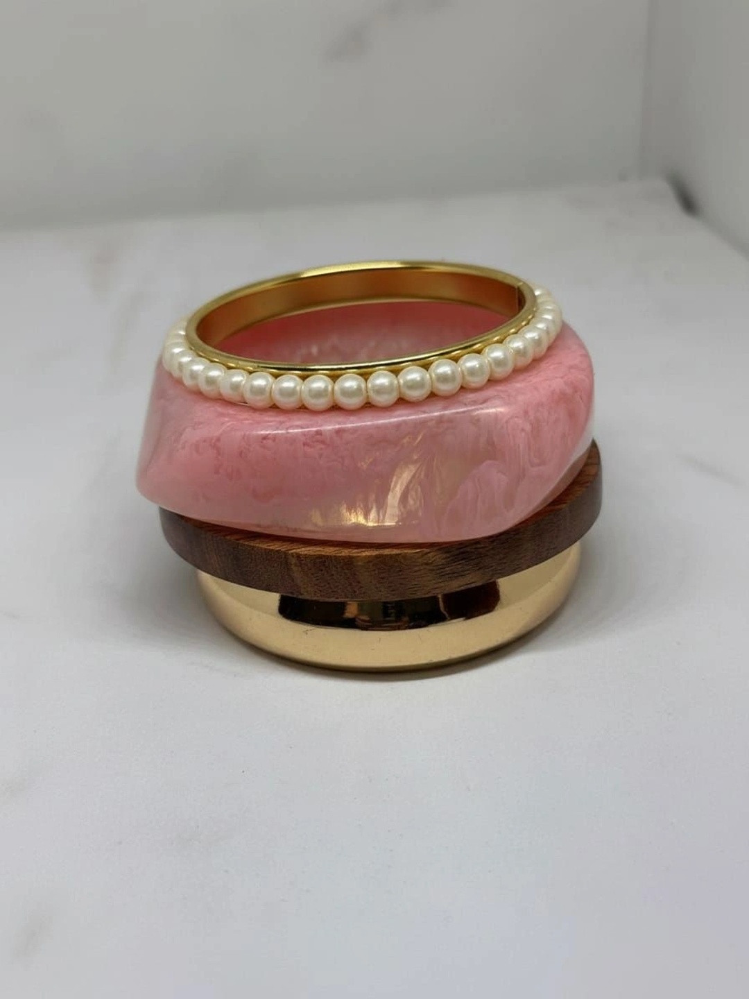SZN Set of 4 Pearls Bangles