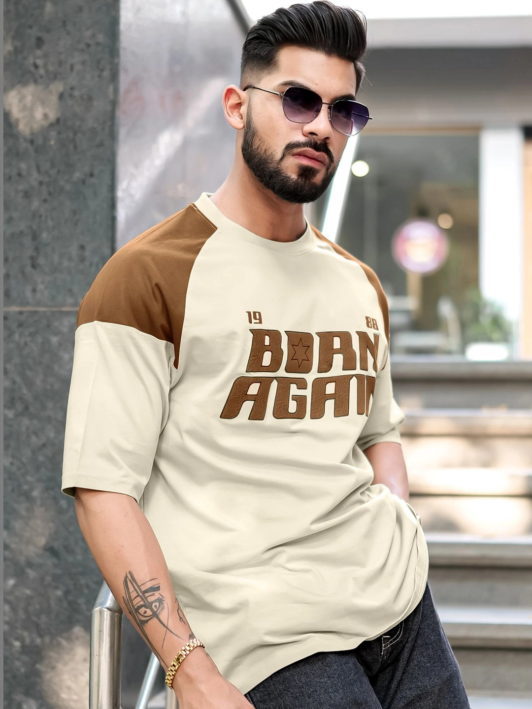 Maniac Men Typography Colourblocked T-shirt