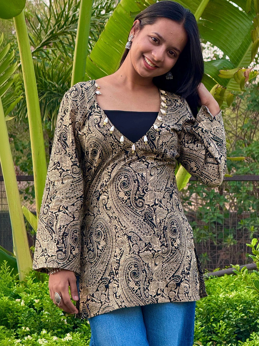 Rashijangidofficial Paisley Printed V-Neck Pure Cotton Kurti
