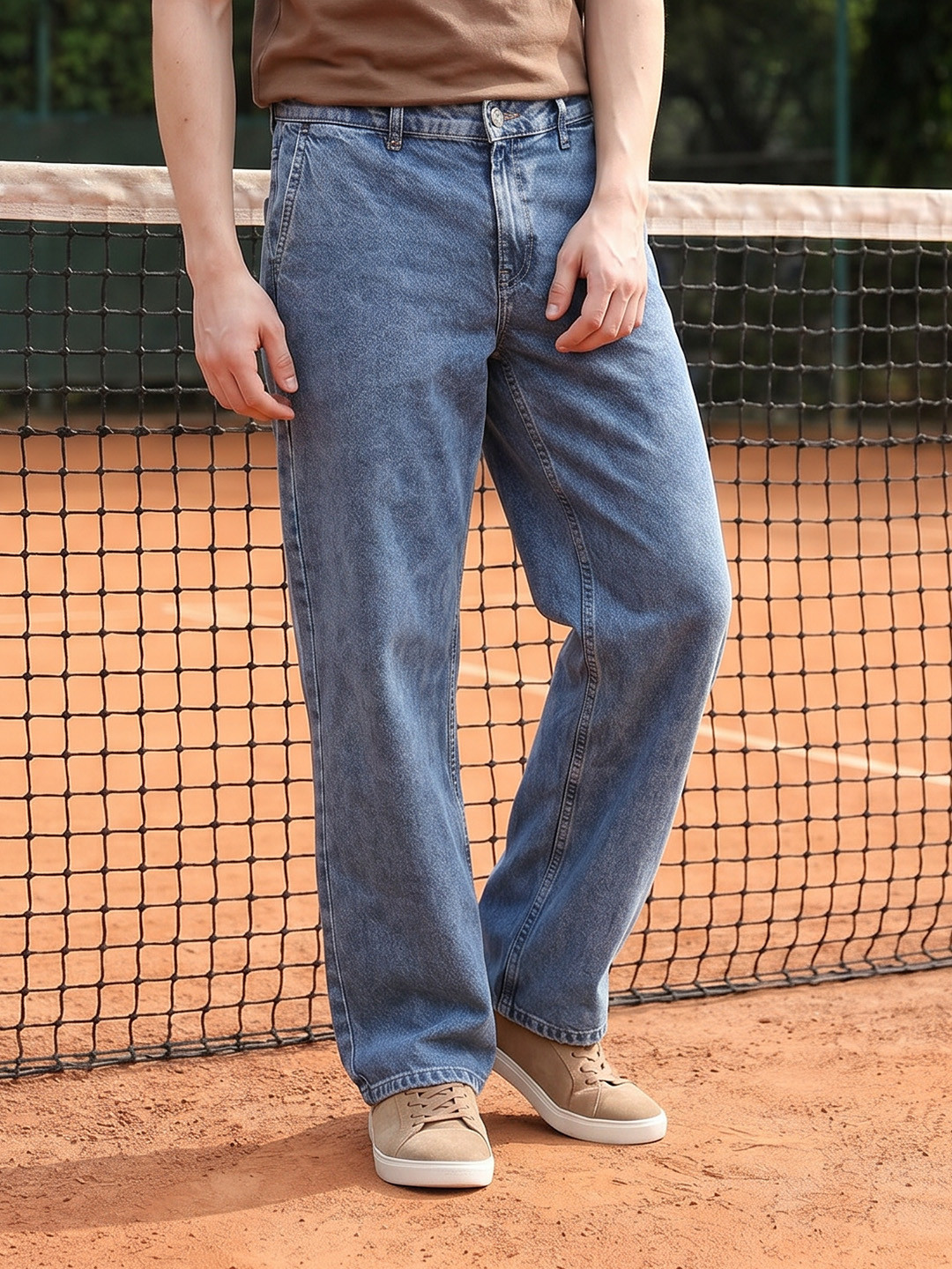 Aeropostale Men Relaxed Fit Heavy Fade Stretchable Jeans