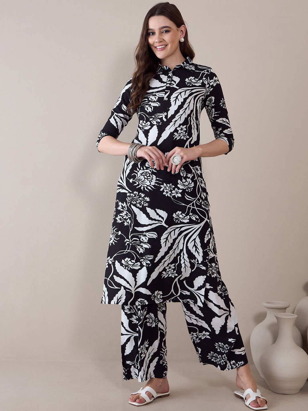 Anouk Floral Printed Regular Thread Work Straight Kurta with Palazzos