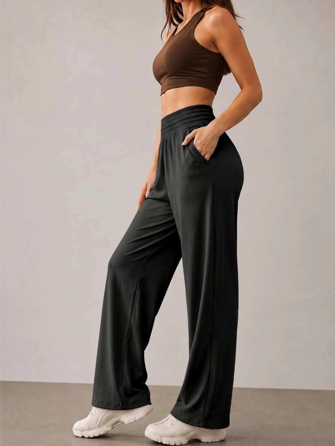 Sizi Women Relaxed Straight Leg Trousers