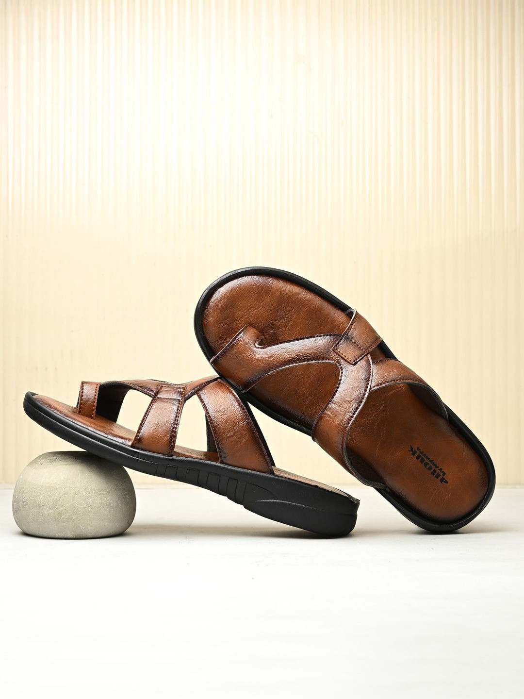 Anouk Men Solid Slip On Comfort Sandals