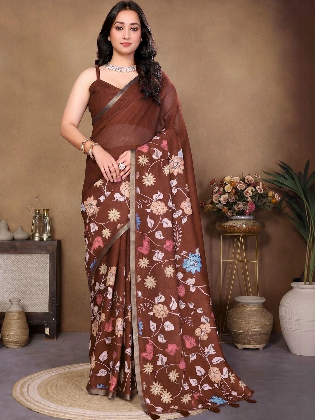 SAMANTHA Floral Linen Blend Saree