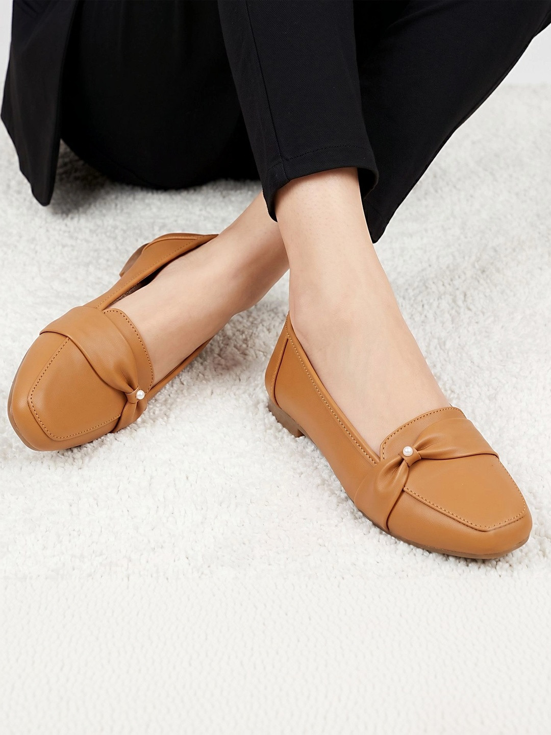 Mast & Harbour Women Open Toe Flats with Bows
